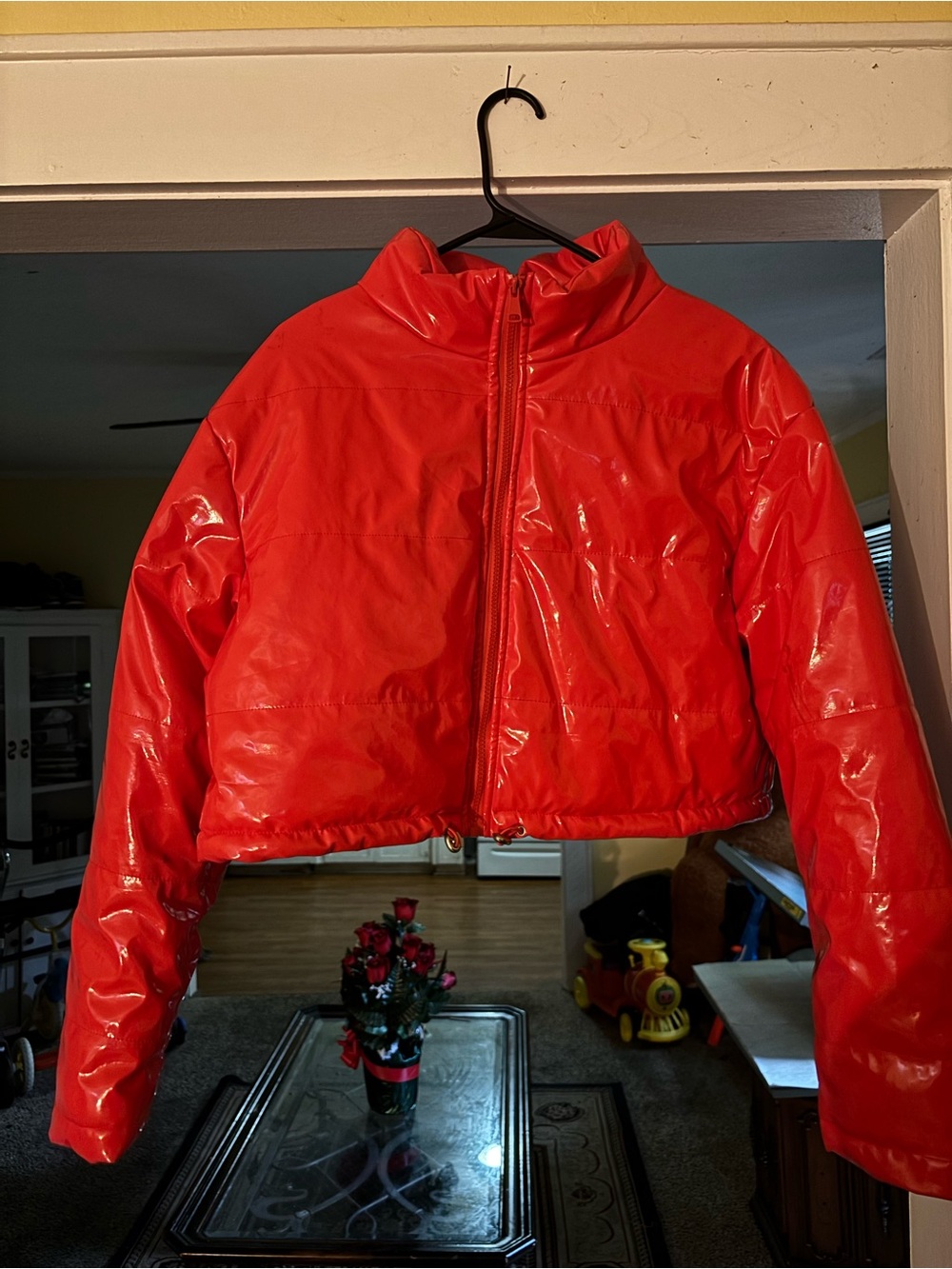 Daisy Red Cropped Glossy Puffer Jacket